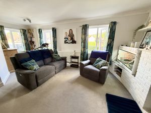 Photo 9- click for photo gallery